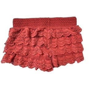 American Rag Women's Red Crochet Lace Ruffle Shorts Size L - flawed